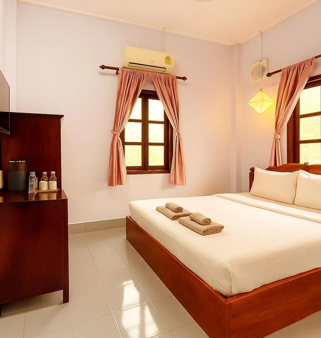 Pp Guesthouse Lpb Luang Prabang Couette-café